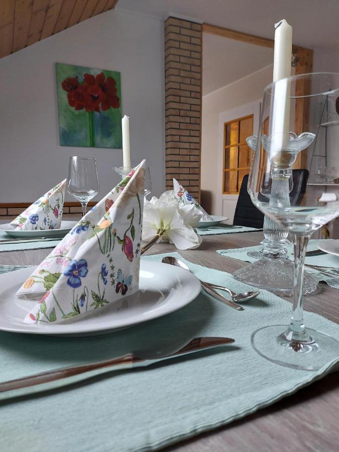 Ferienwohnung Am Lieserpfad Nerdlen Luaran gambar
